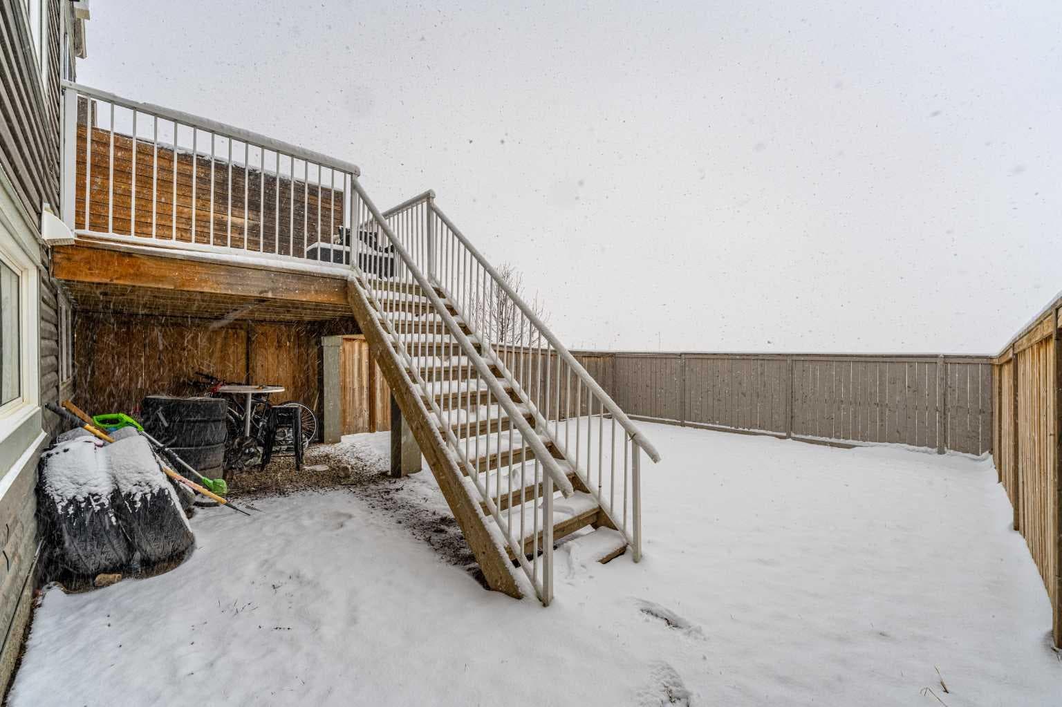 313 Hillcrest Road SW