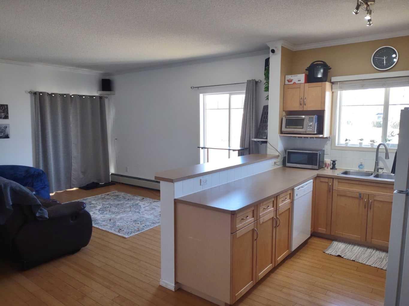 1314, 70 Panamount Drive NW