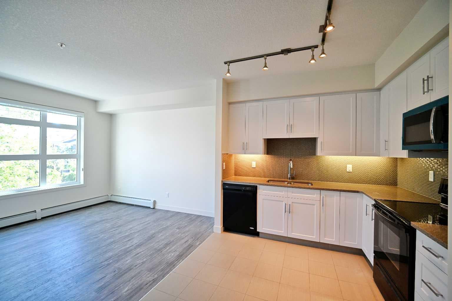 226, 25 AUBURN MEADOWS Avenue SE