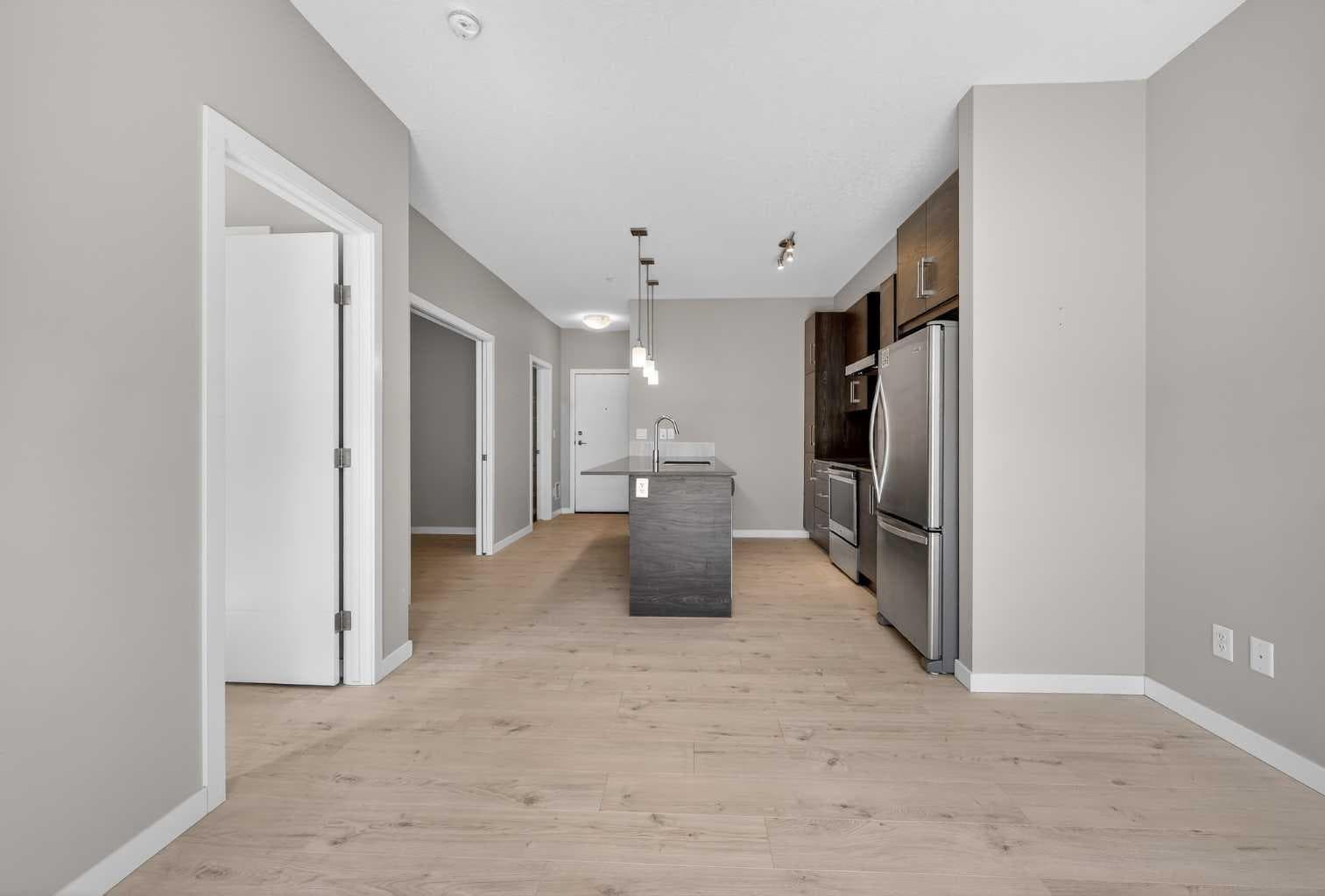 407, 122 Mahogany Centre SE