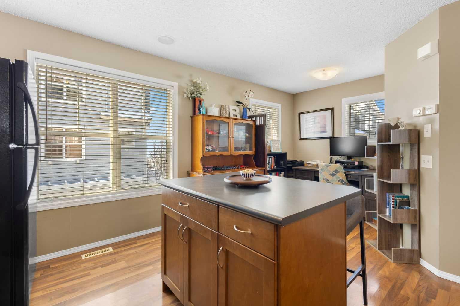 241 Elgin Gardens SE