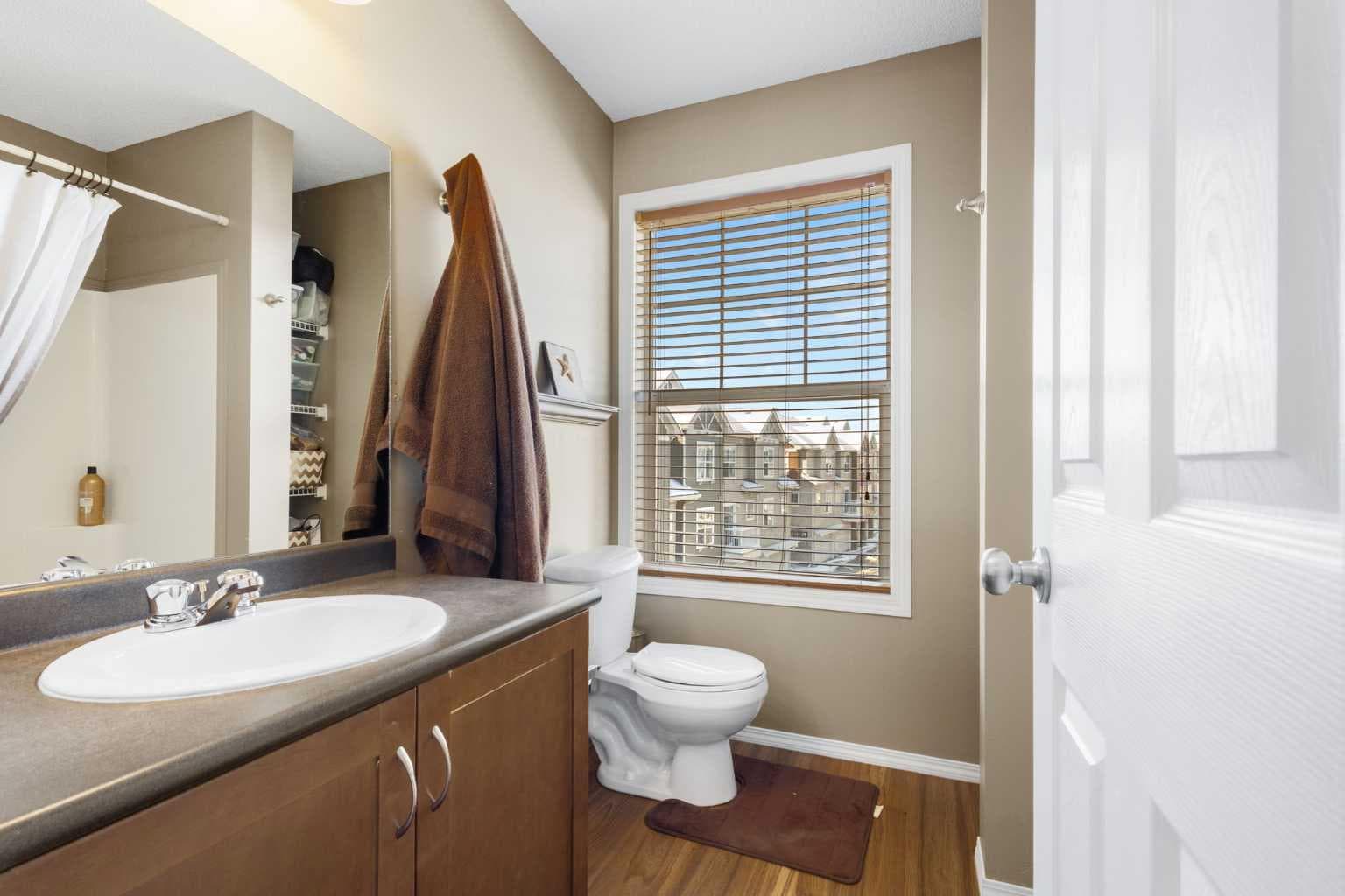 241 Elgin Gardens SE