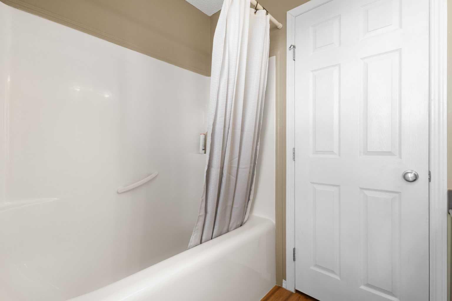241 Elgin Gardens SE