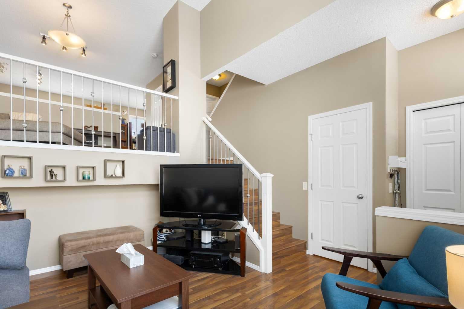 241 Elgin Gardens SE