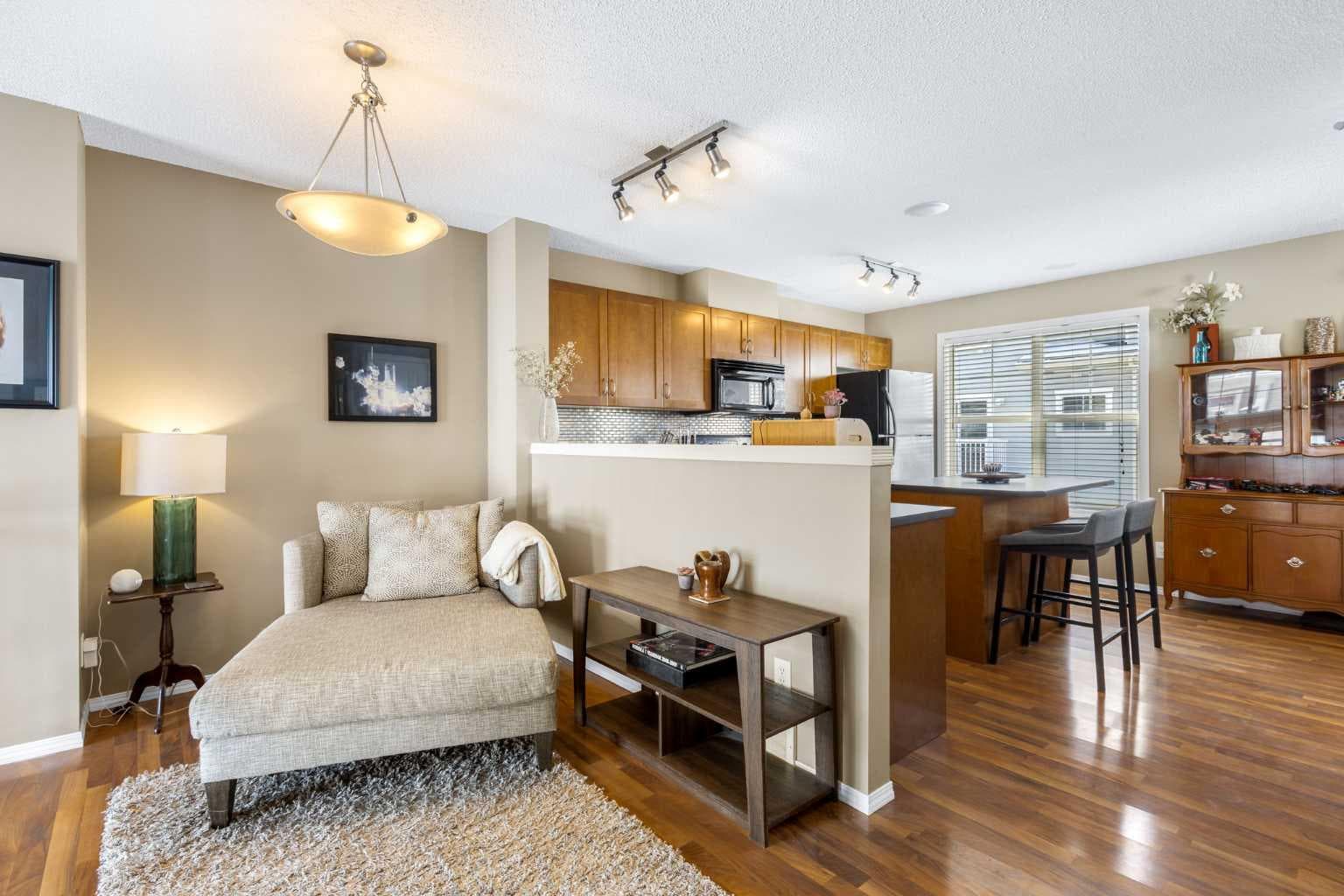 241 Elgin Gardens SE