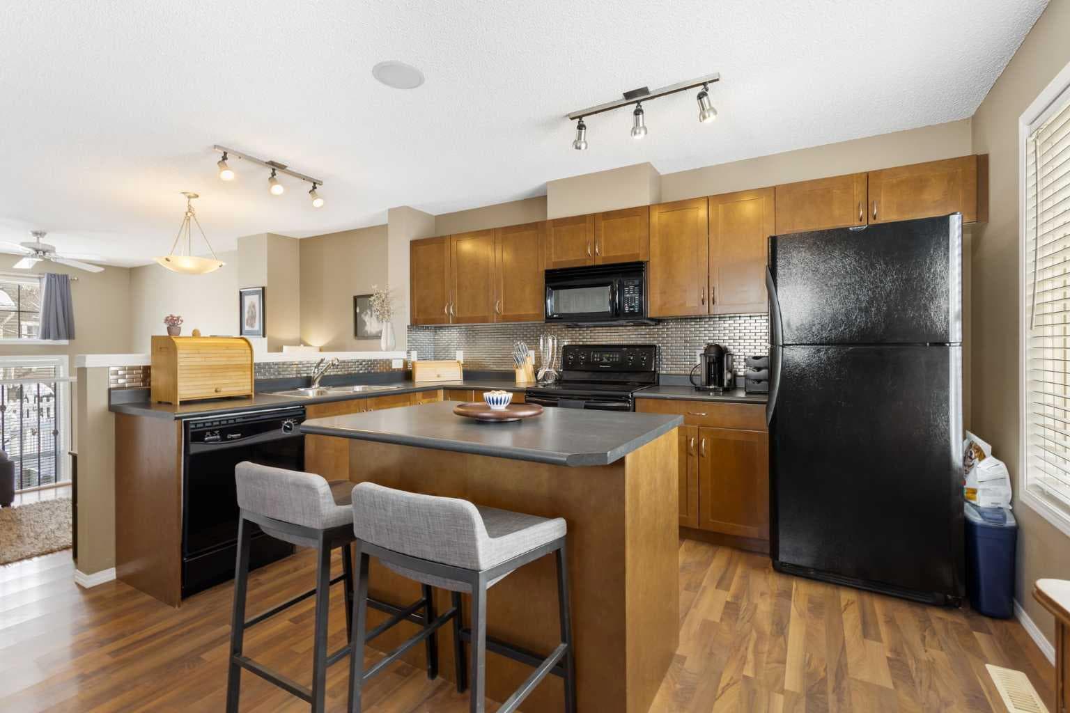 241 Elgin Gardens SE
