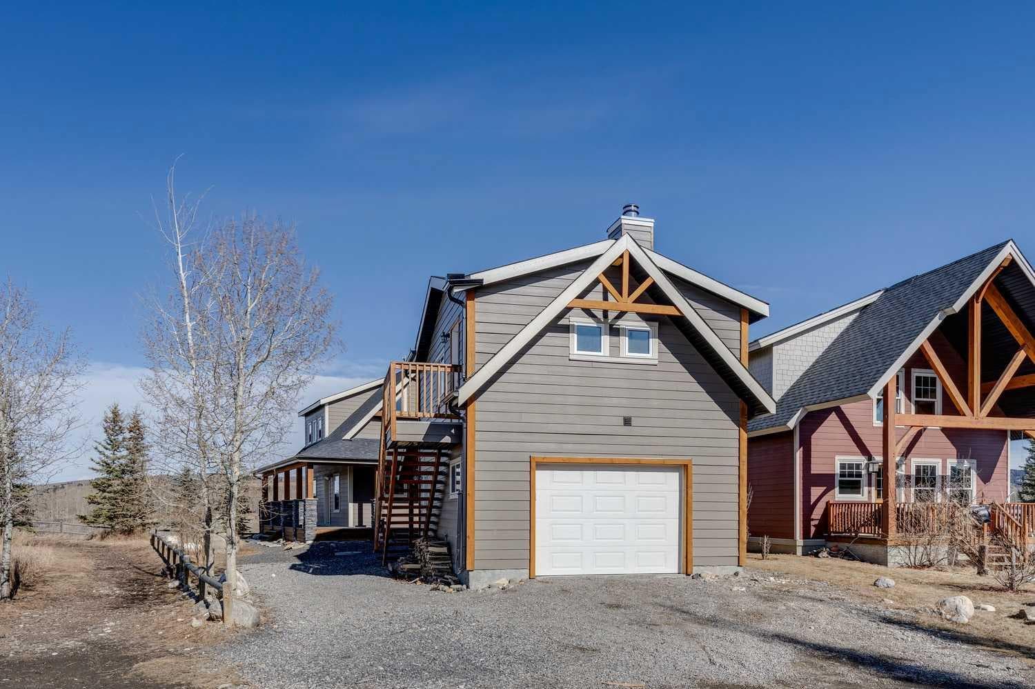240 Cottageclub Crescent 