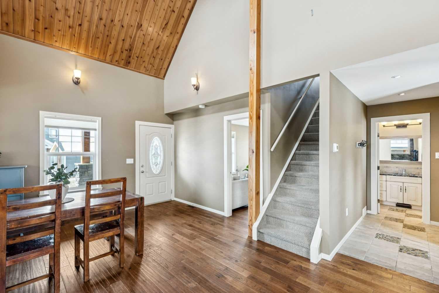 240 Cottageclub Crescent 