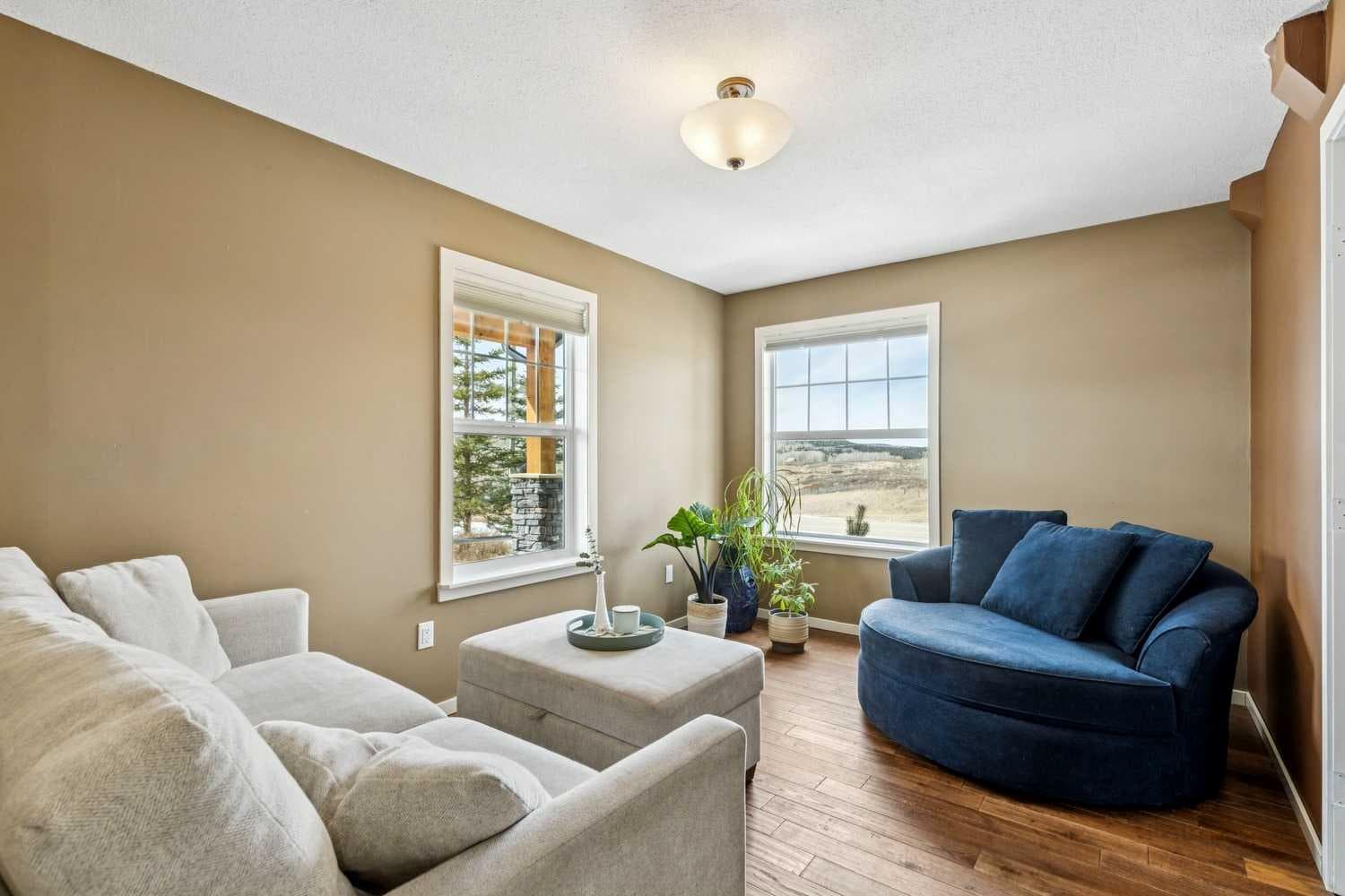 240 Cottageclub Crescent 