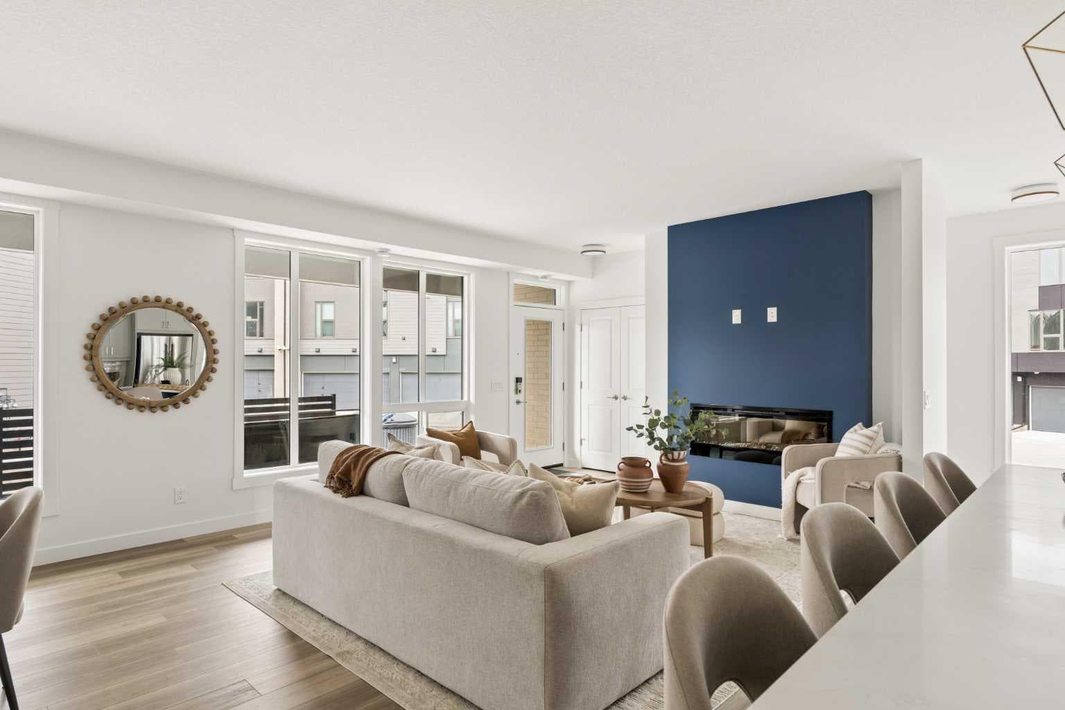 605 Sovereign Common SW