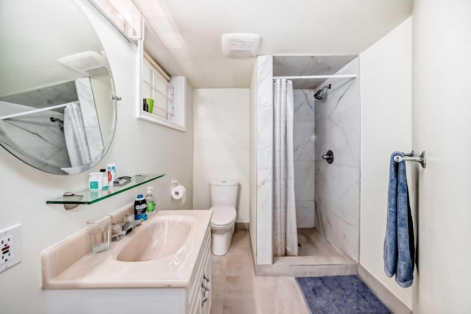 2328 Capitol Hill Crescent NW