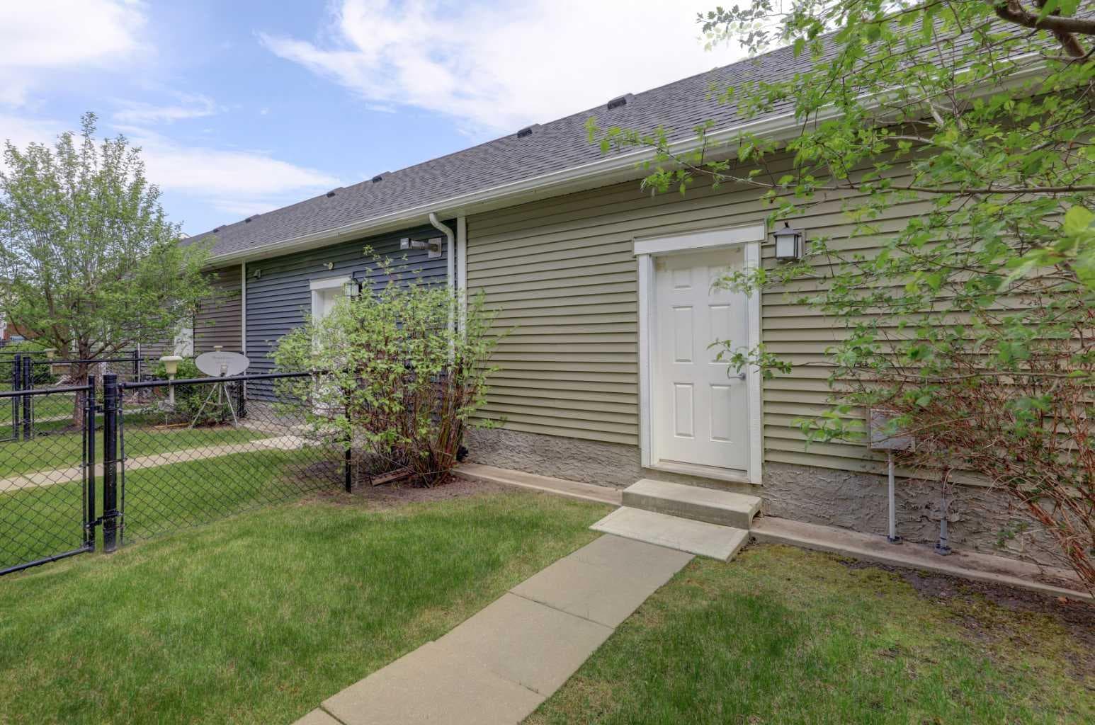 115 Baysprings Terrace SW
