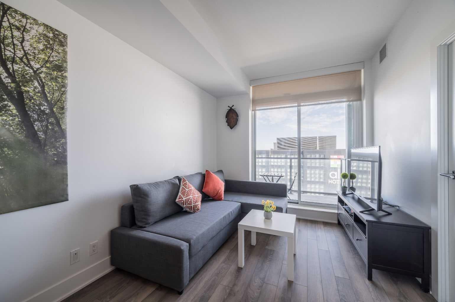 1205, 550 Riverfront Avenue SE