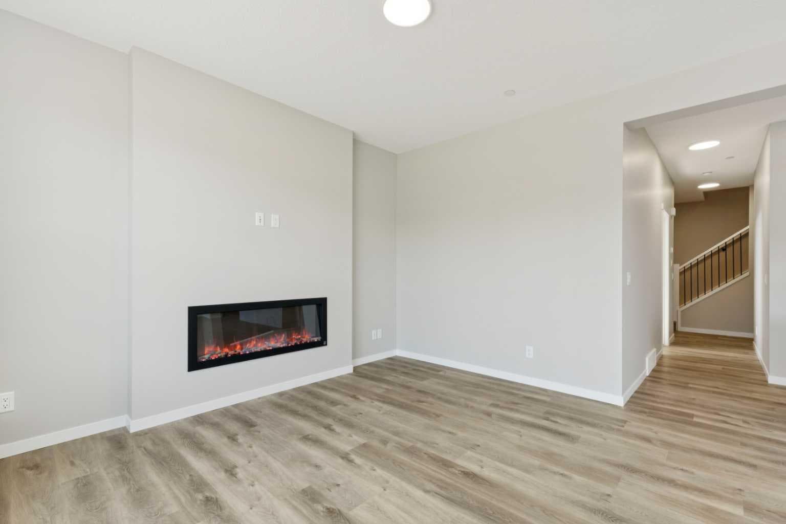 302 Hotchkiss Common SE