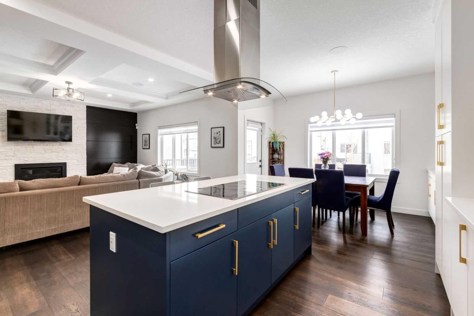 305 Kinniburgh Cove 