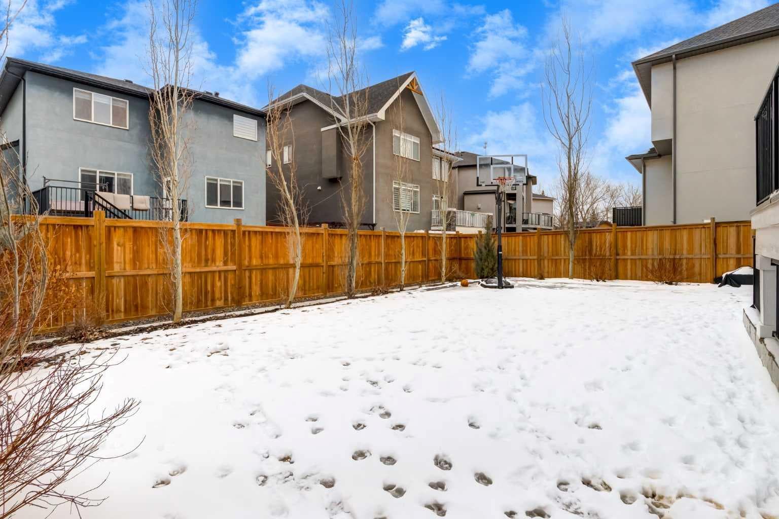 305 Kinniburgh Cove 