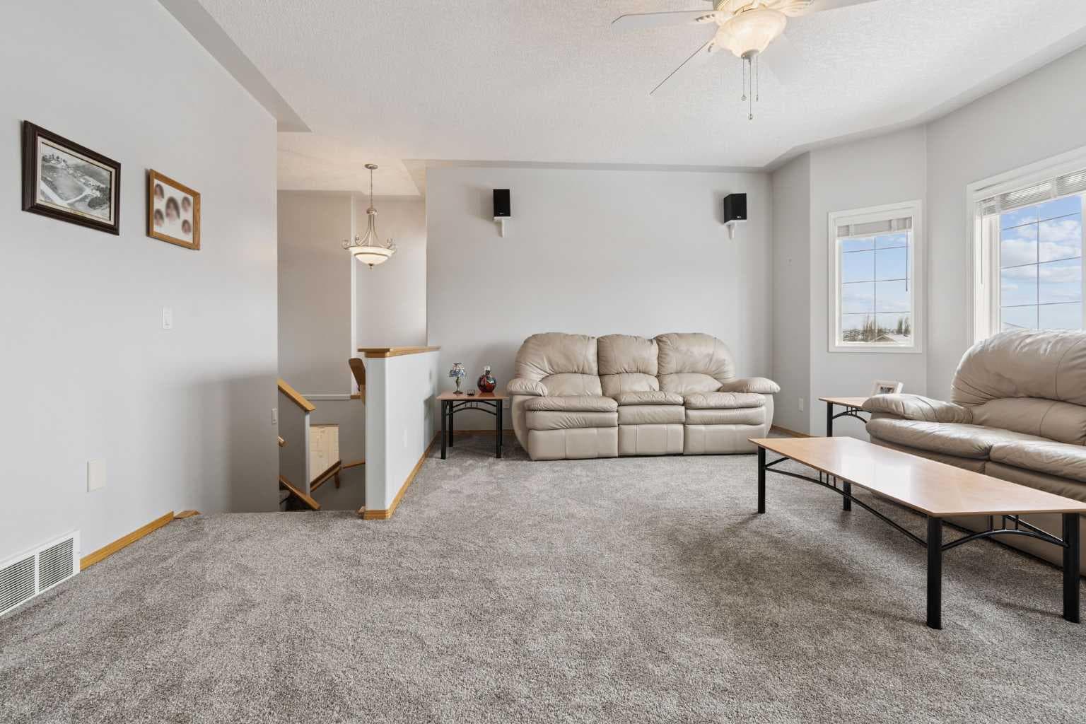 115 Cove Crescent 