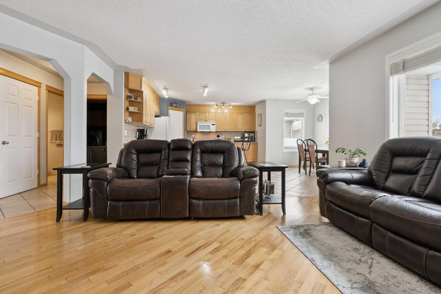 115 Cove Crescent 