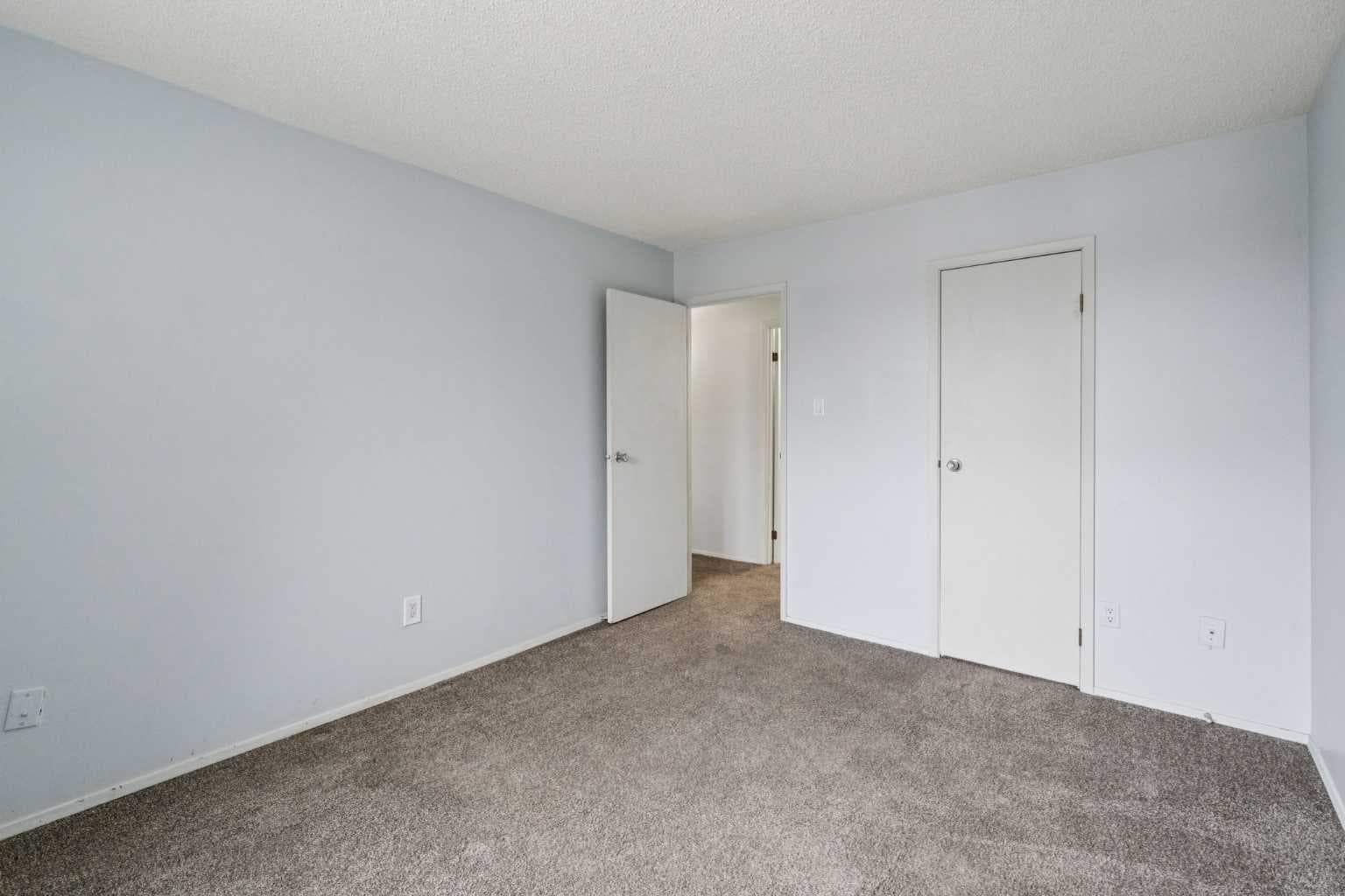 6310, 315 Southampton Drive SW