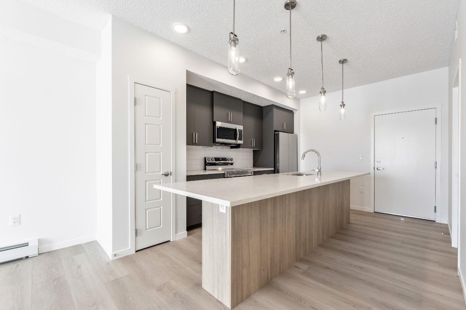 419, 245 Edith Place NW