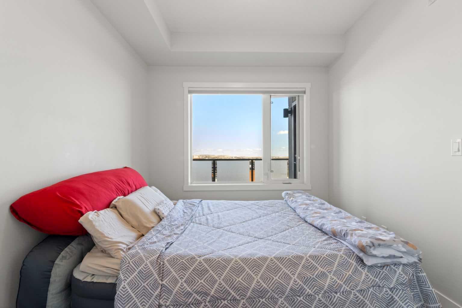 208, 138 Sage Valley Common NW