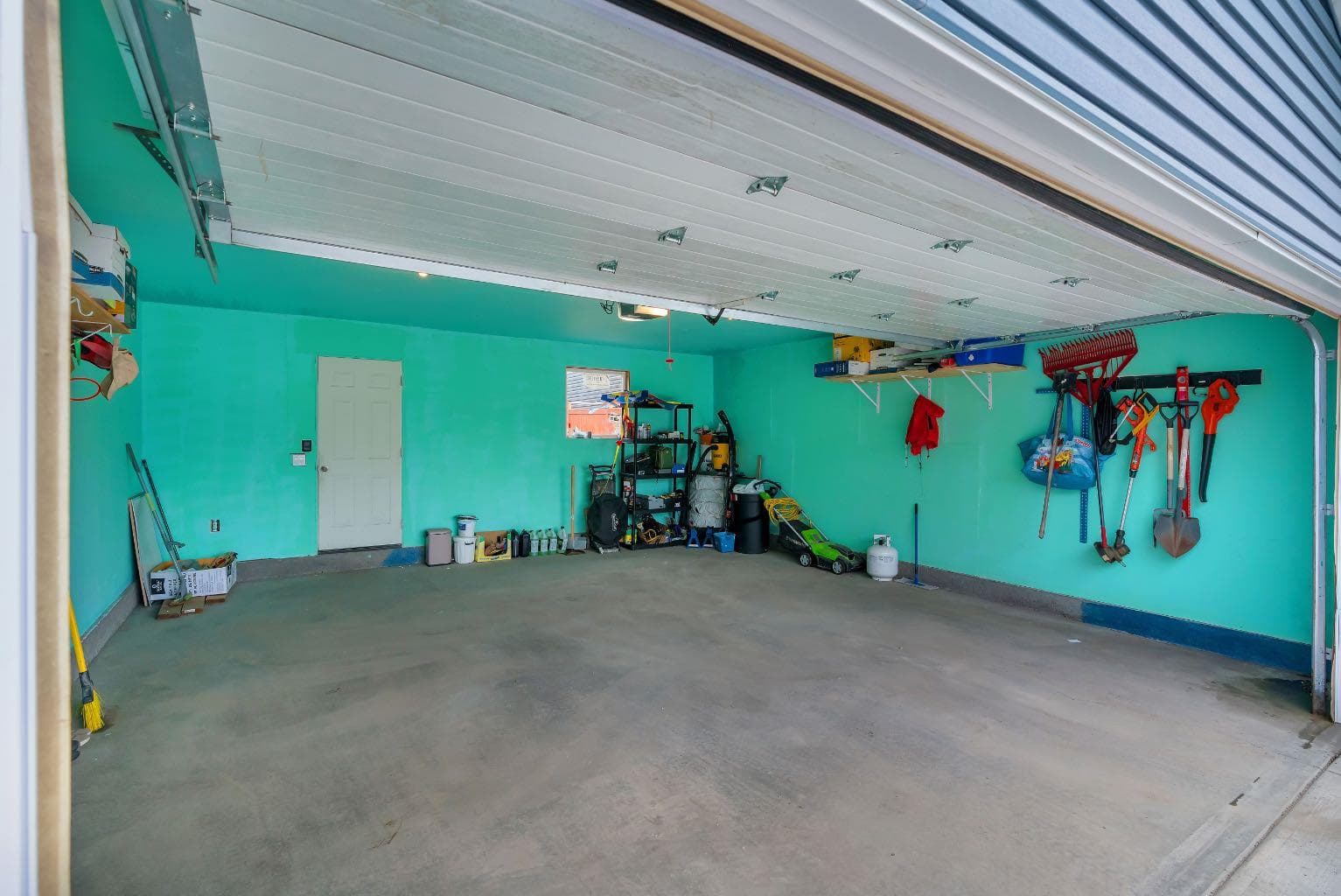 77 Red Sky Way NE