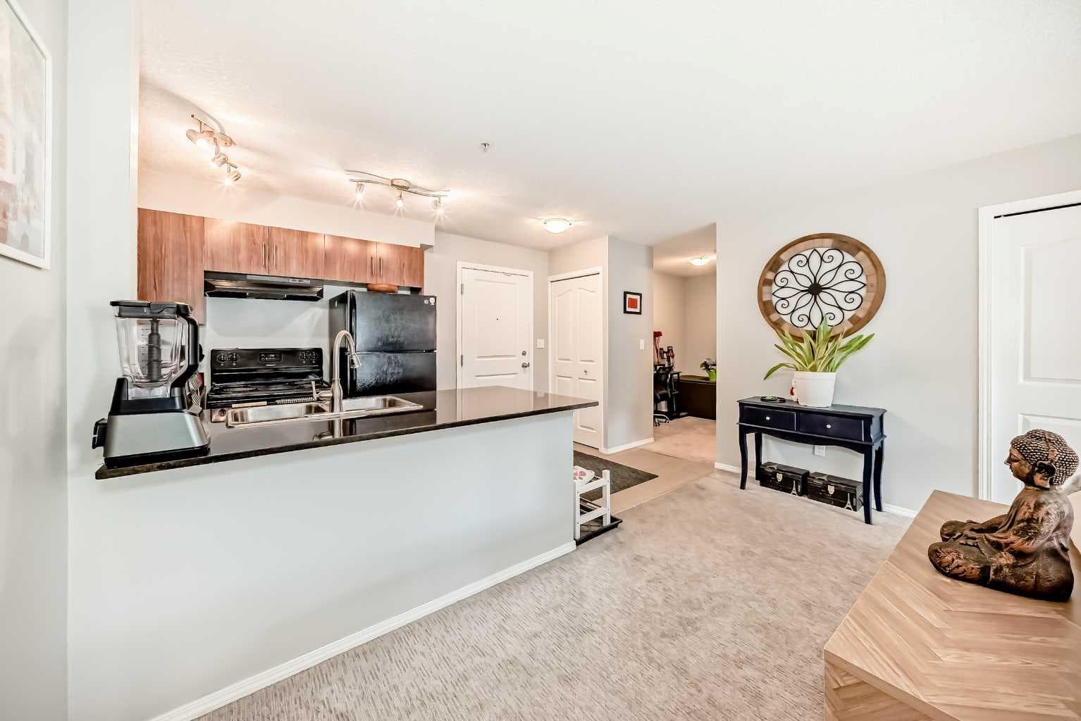 1305, 403 Mackenzie Way SW