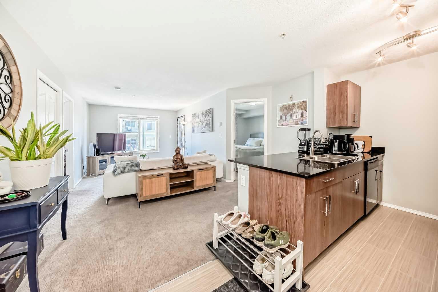 1305, 403 Mackenzie Way SW