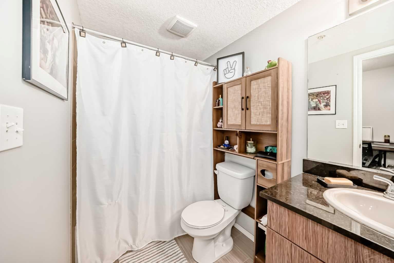 1305, 403 Mackenzie Way SW