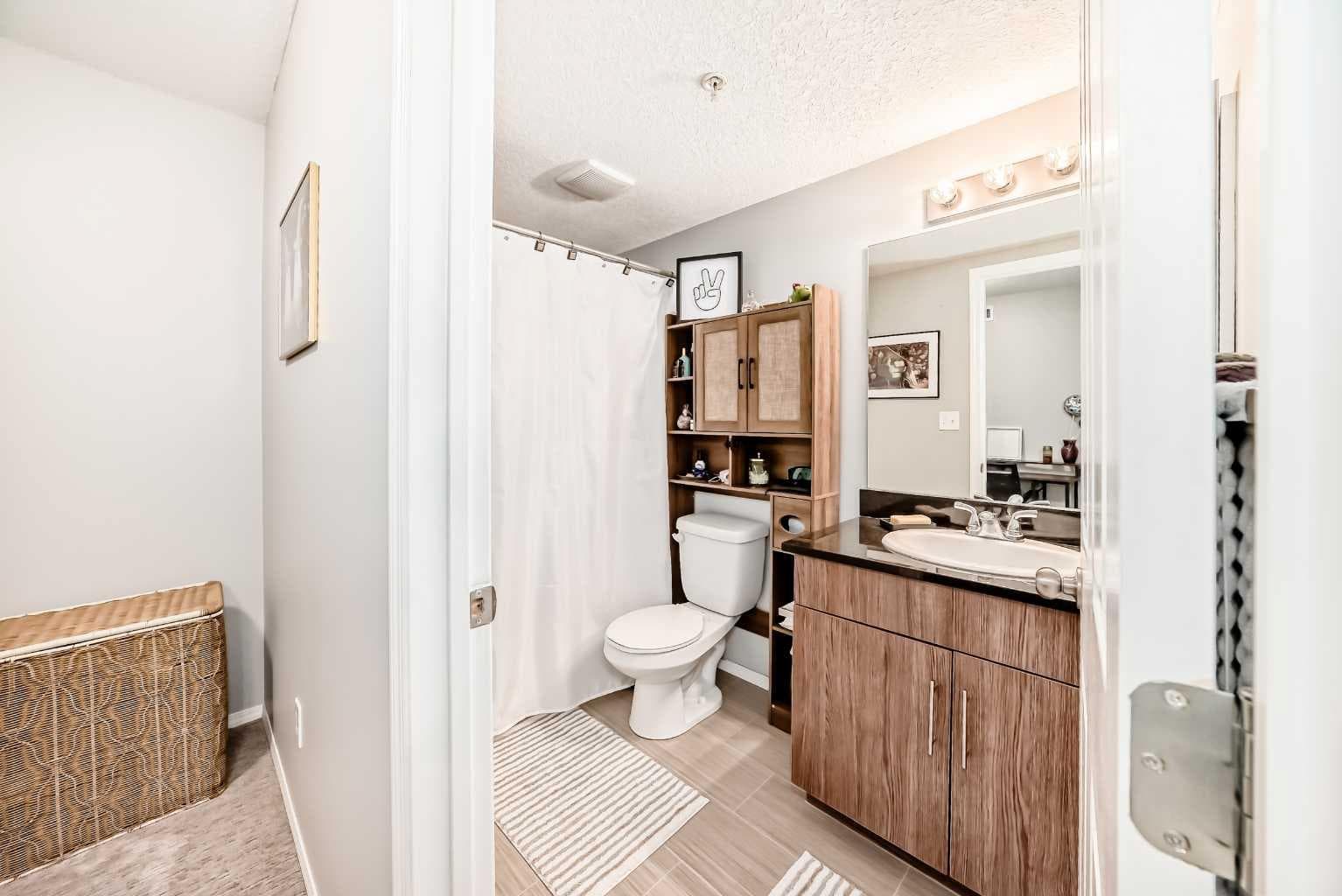 1305, 403 Mackenzie Way SW