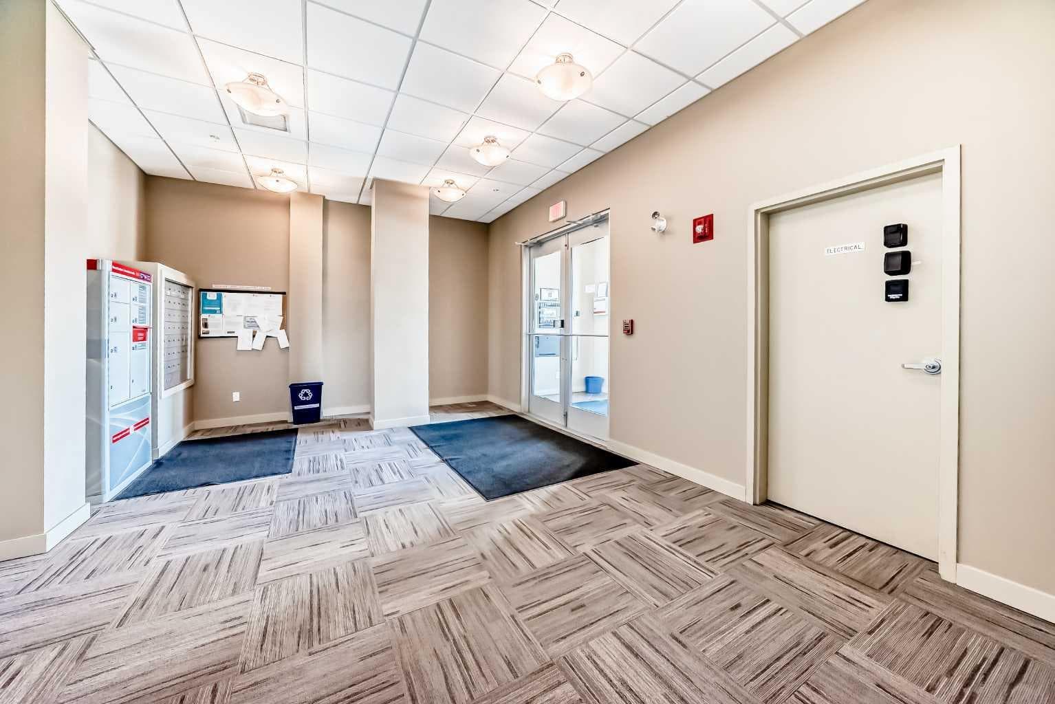 1305, 403 Mackenzie Way SW