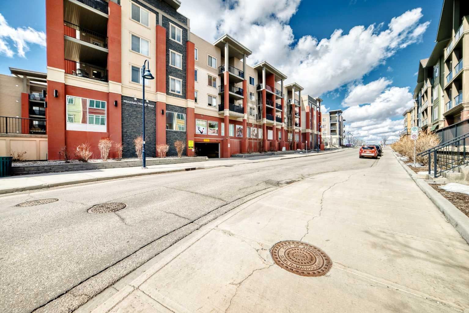 1305, 403 Mackenzie Way SW