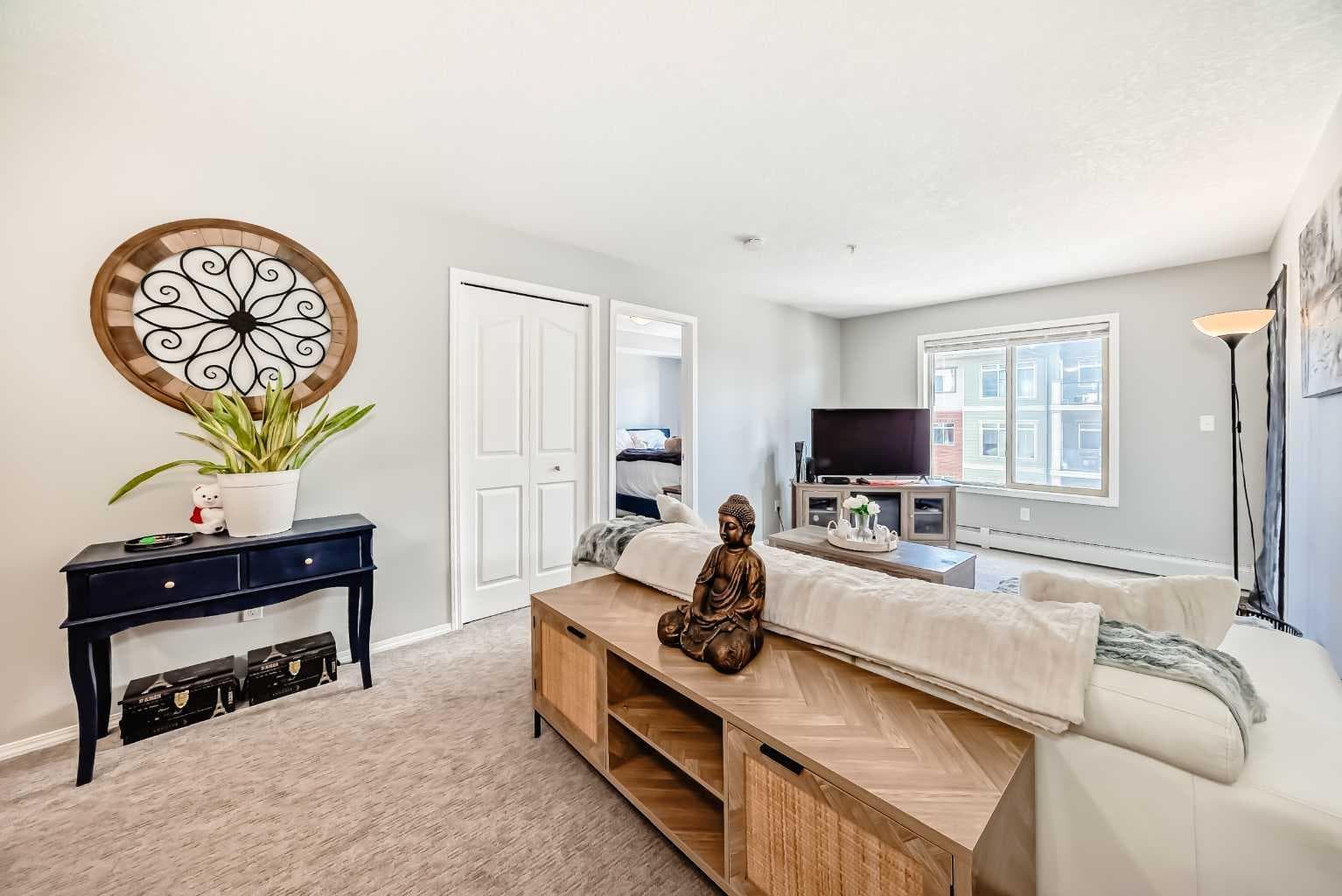 1305, 403 Mackenzie Way SW