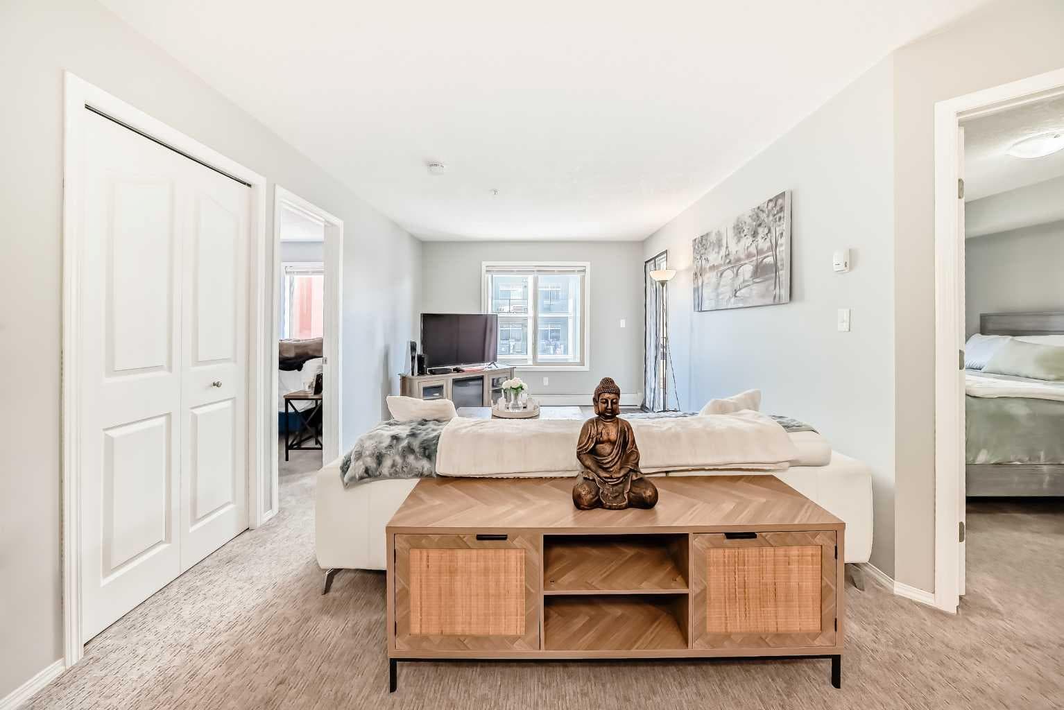 1305, 403 Mackenzie Way SW