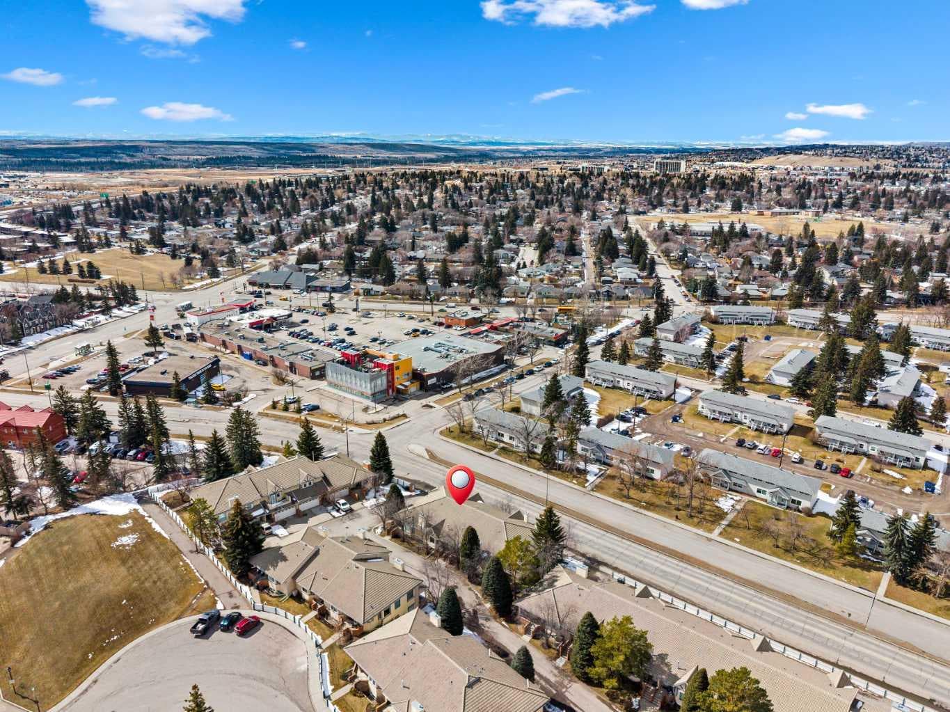 38 Richelieu Court SW