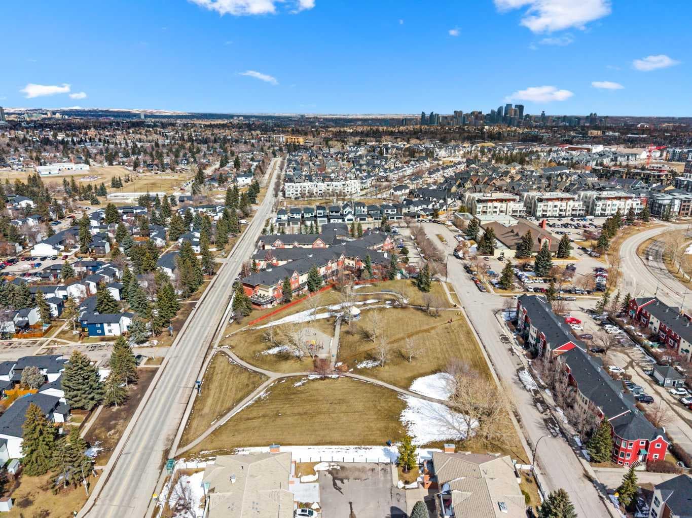 38 Richelieu Court SW