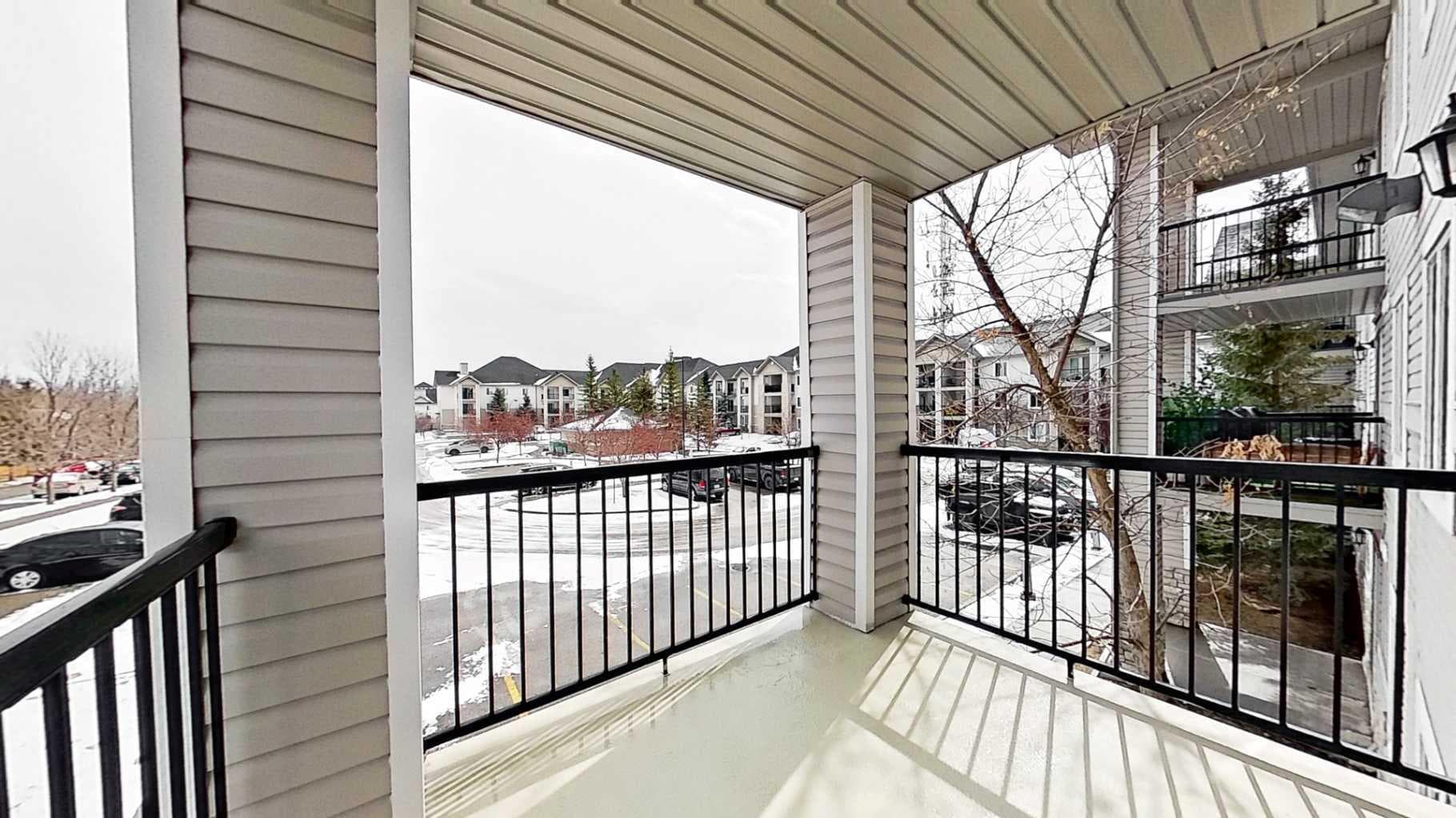 1202, 2395 Eversyde Avenue SW