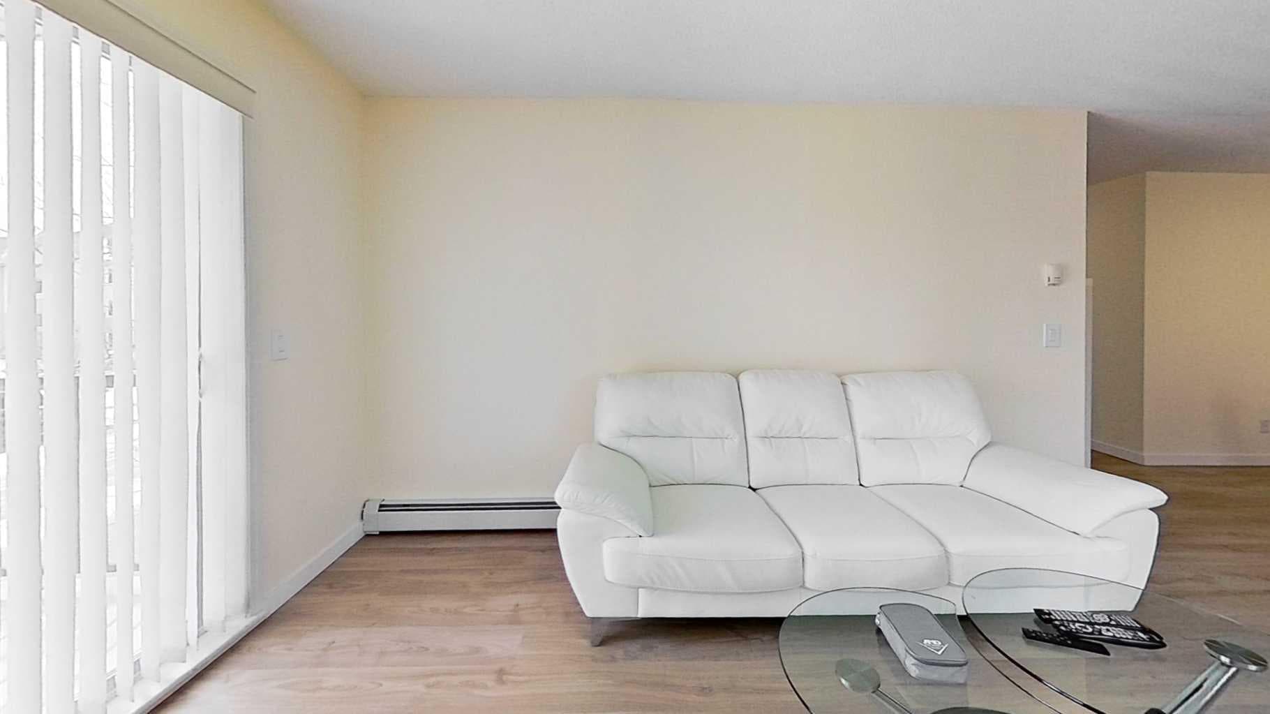 1202, 2395 Eversyde Avenue SW