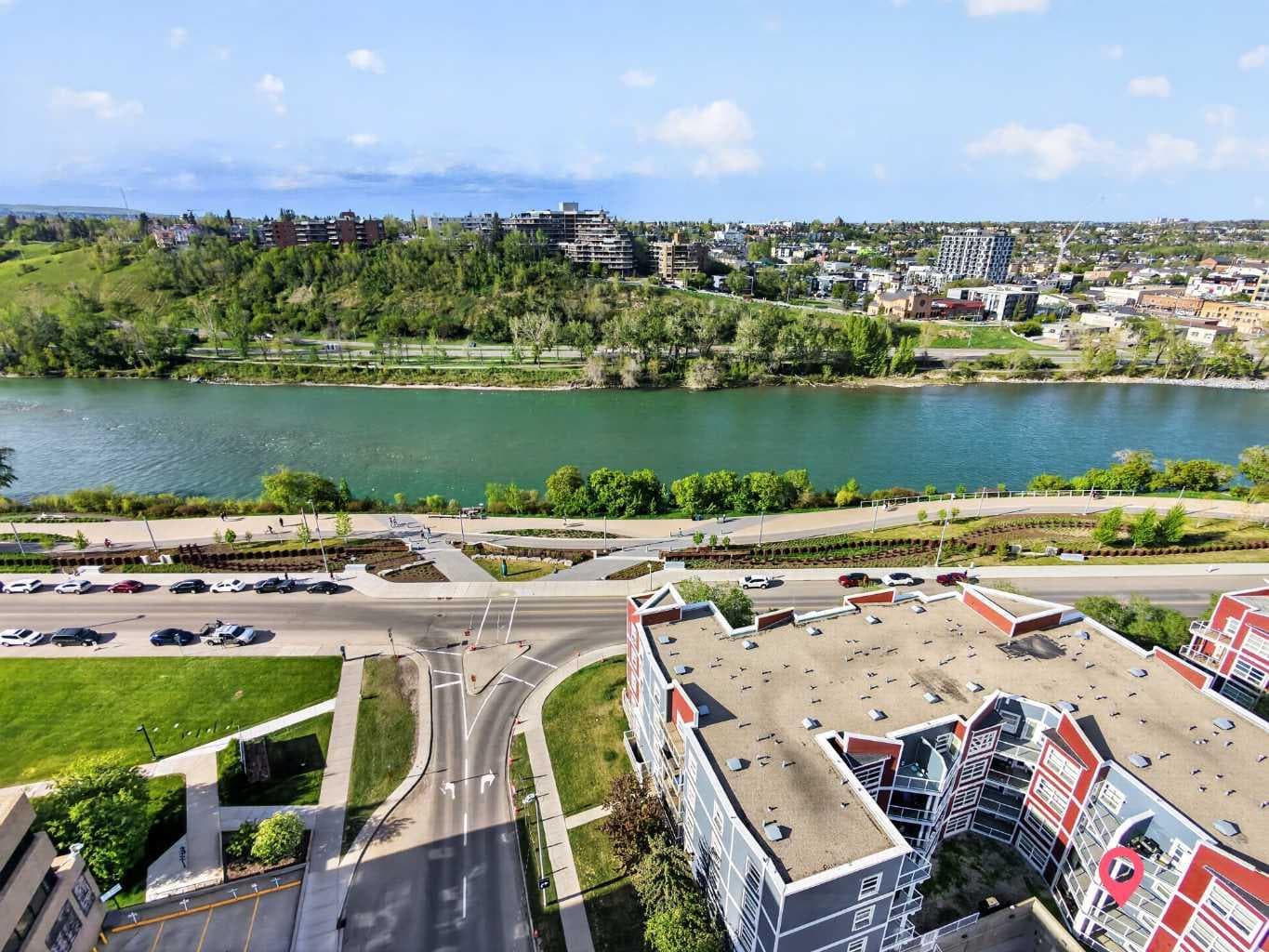 209, 333 Riverfront Avenue SE