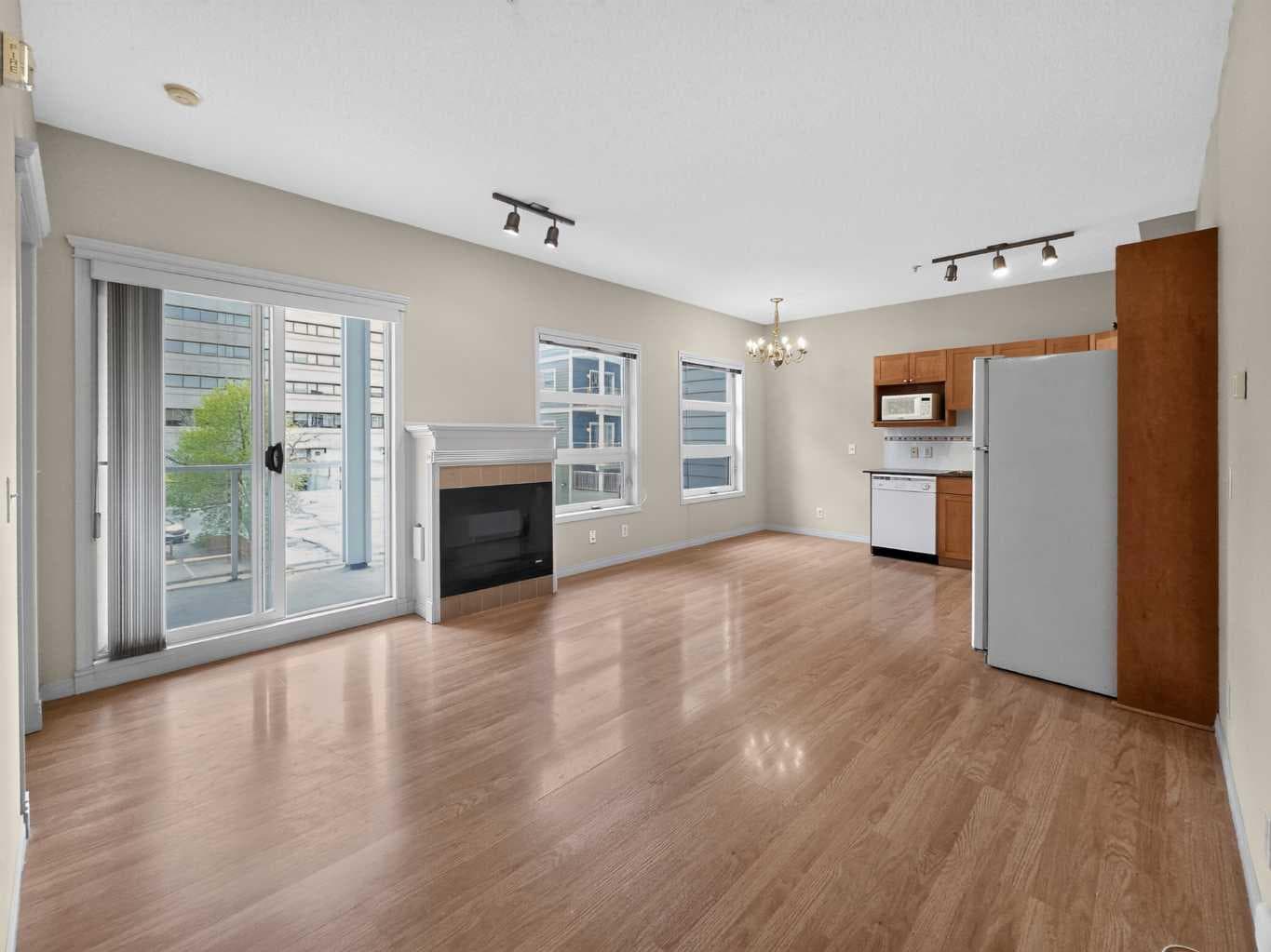 209, 333 Riverfront Avenue SE