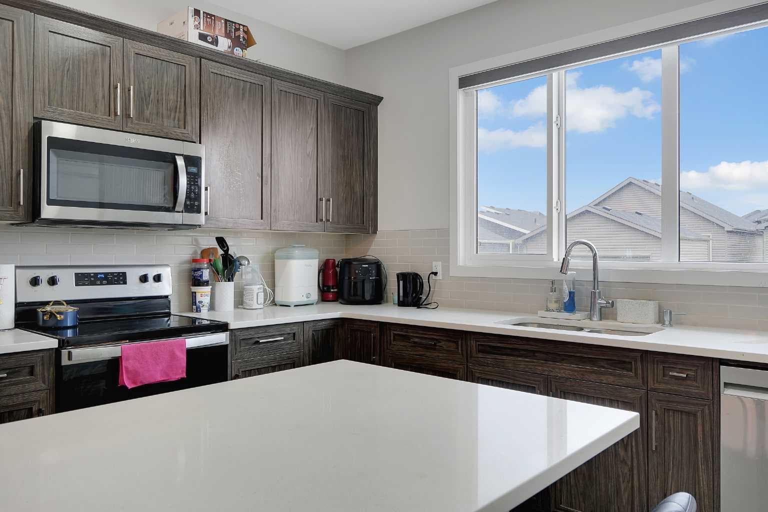 32 SETON Row SE