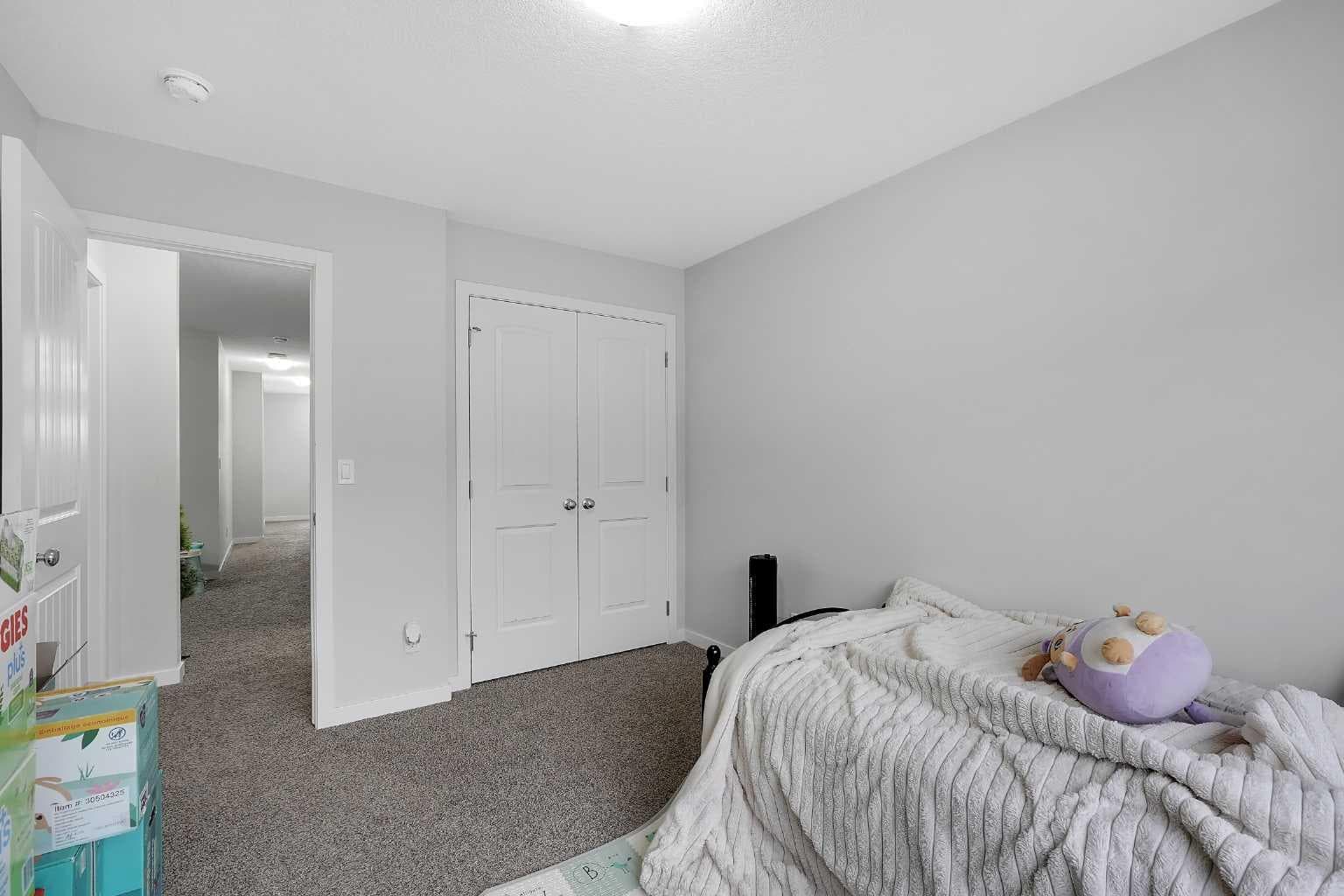 32 SETON Row SE