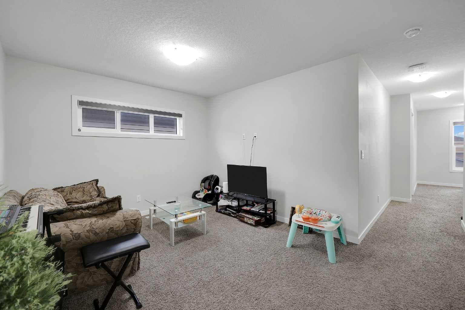 32 SETON Row SE