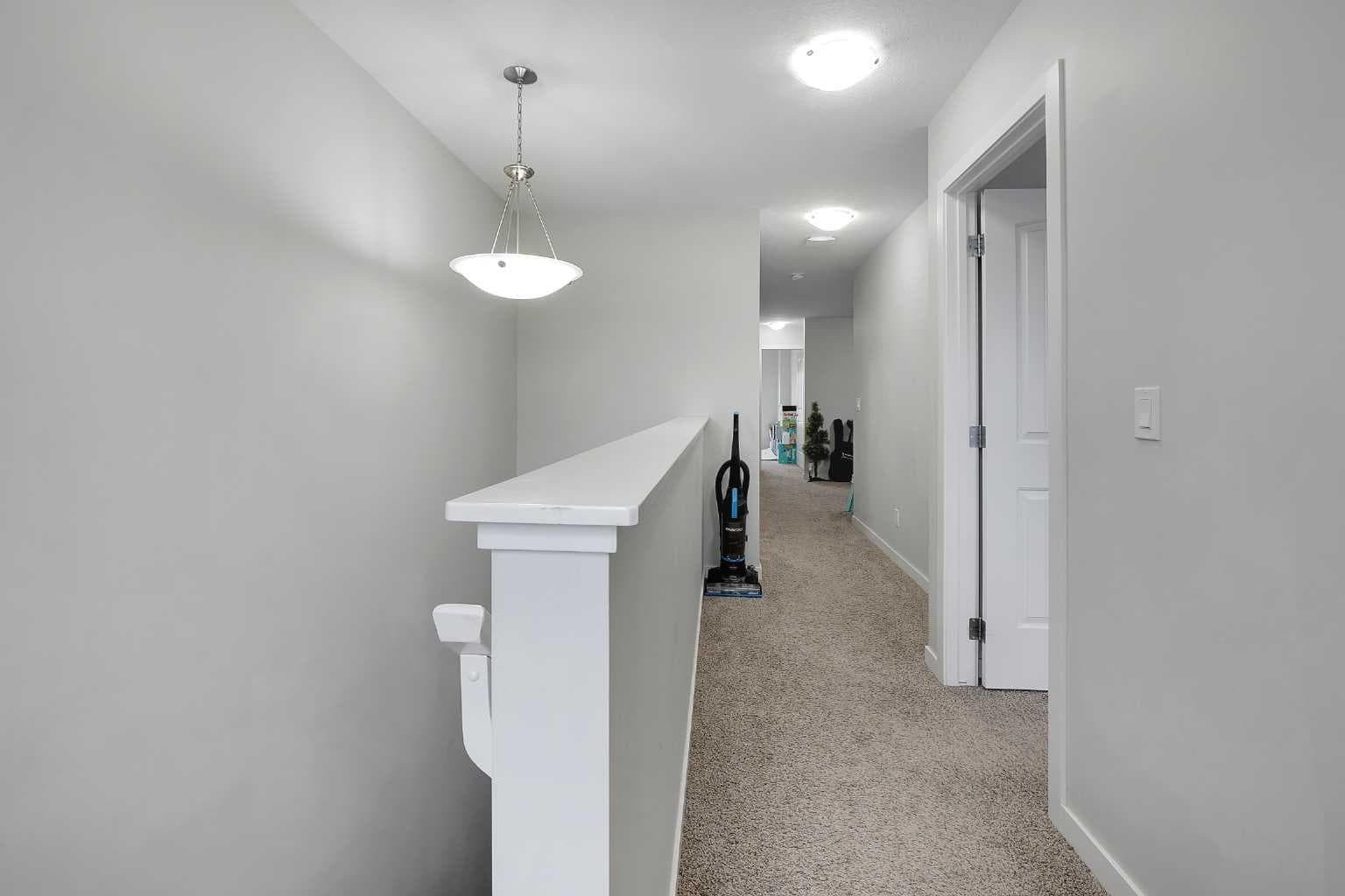 32 SETON Row SE