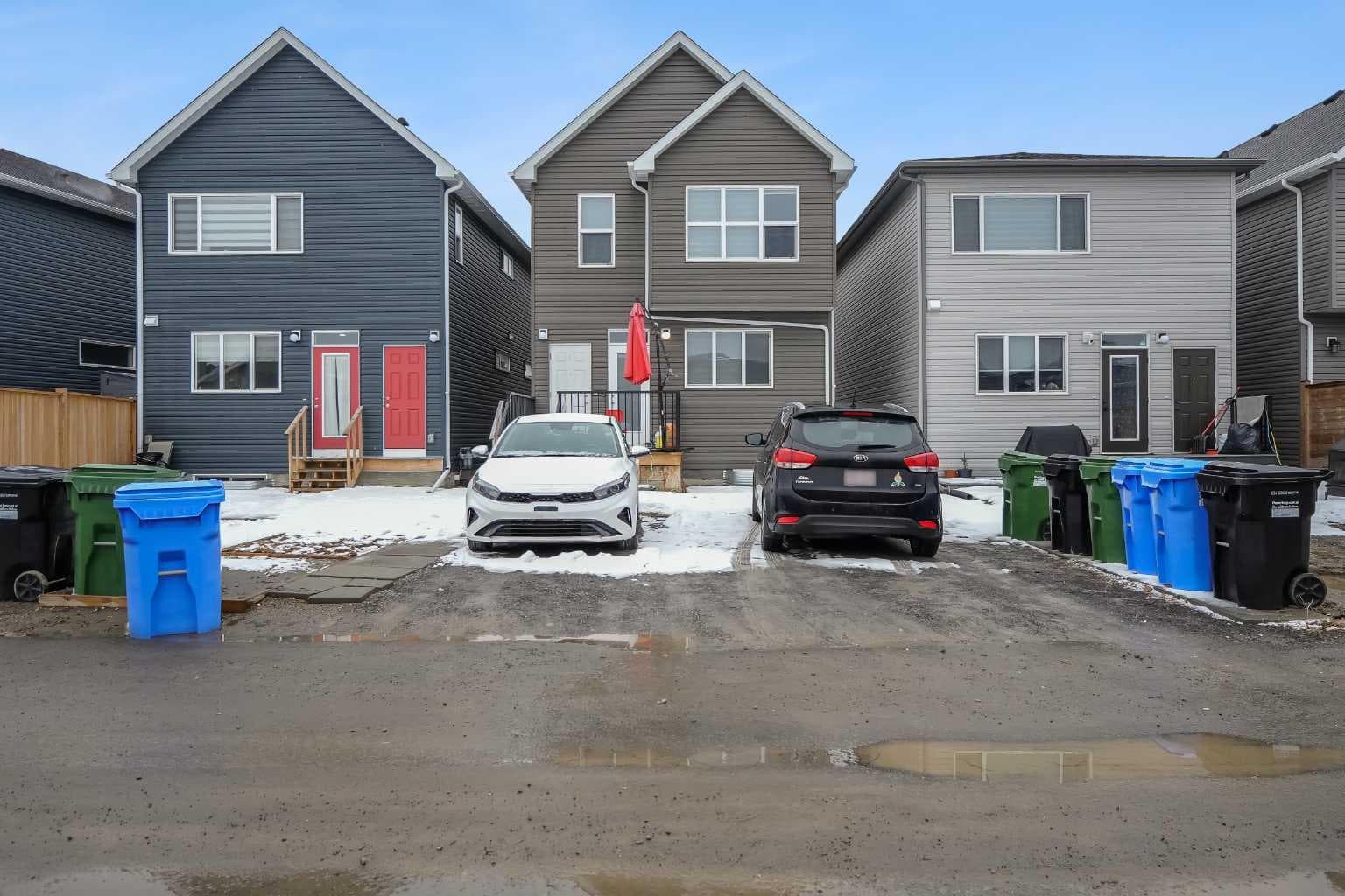 32 SETON Row SE