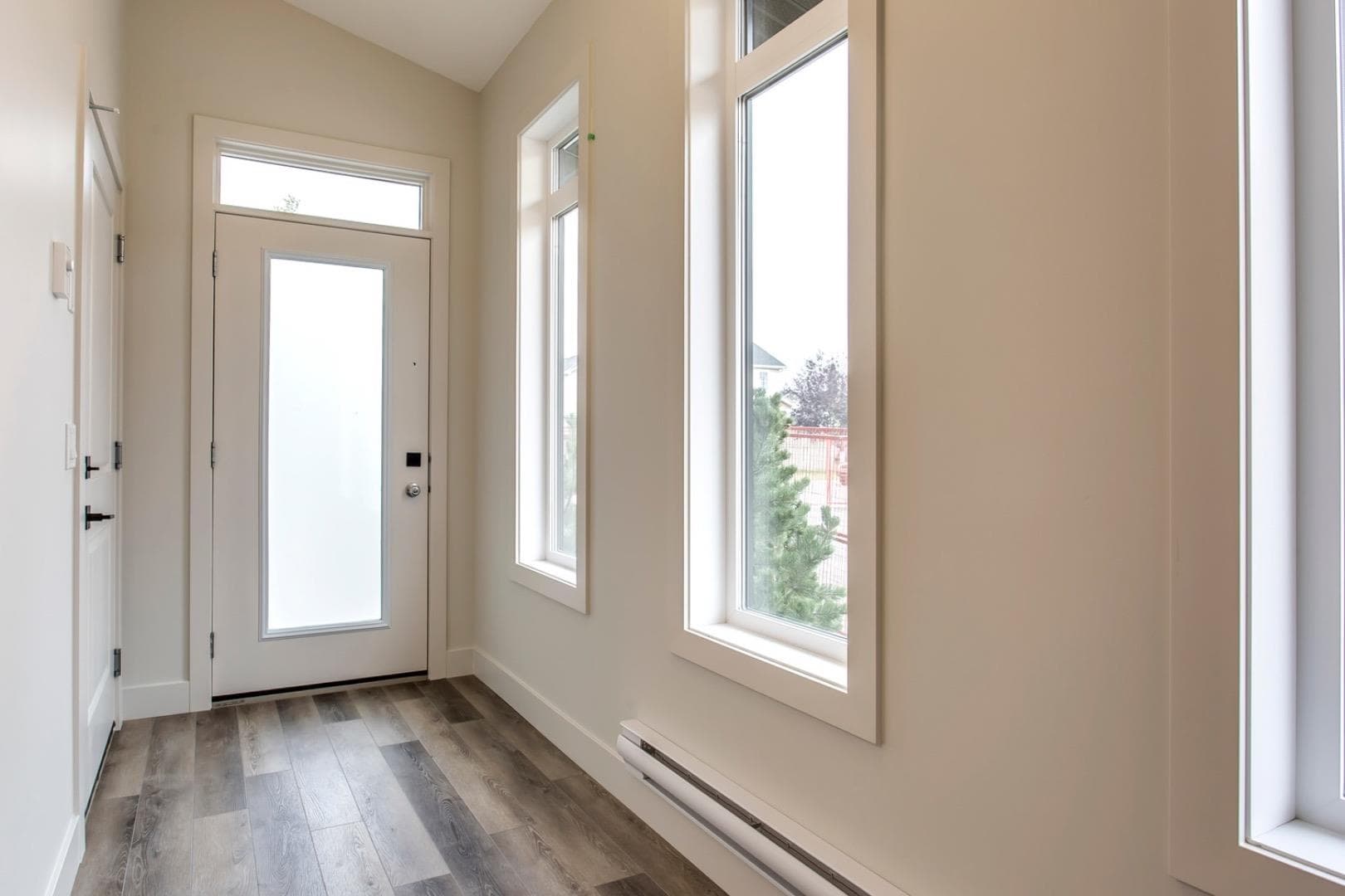 259 Royal Elm Road NW