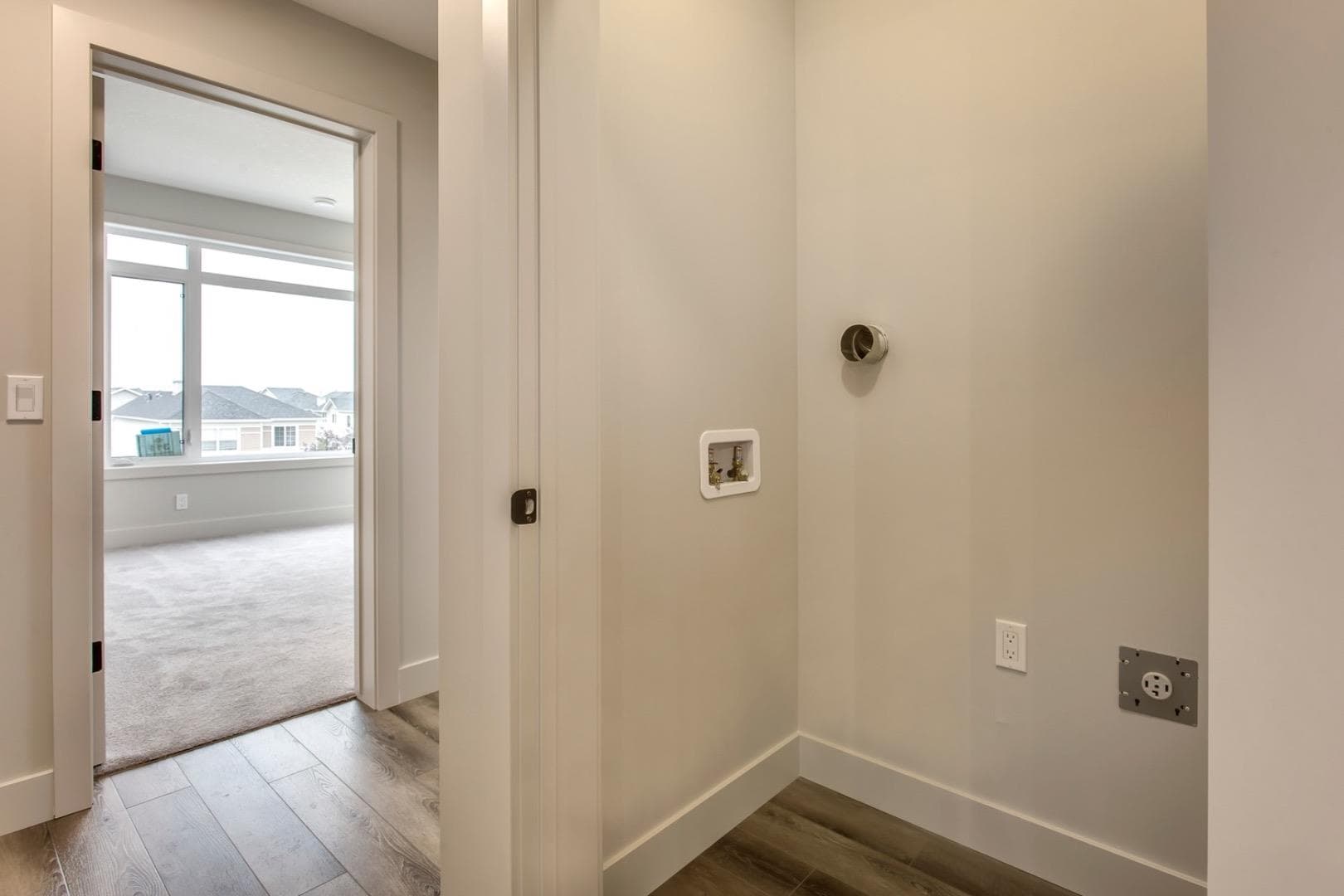 259 Royal Elm Road NW