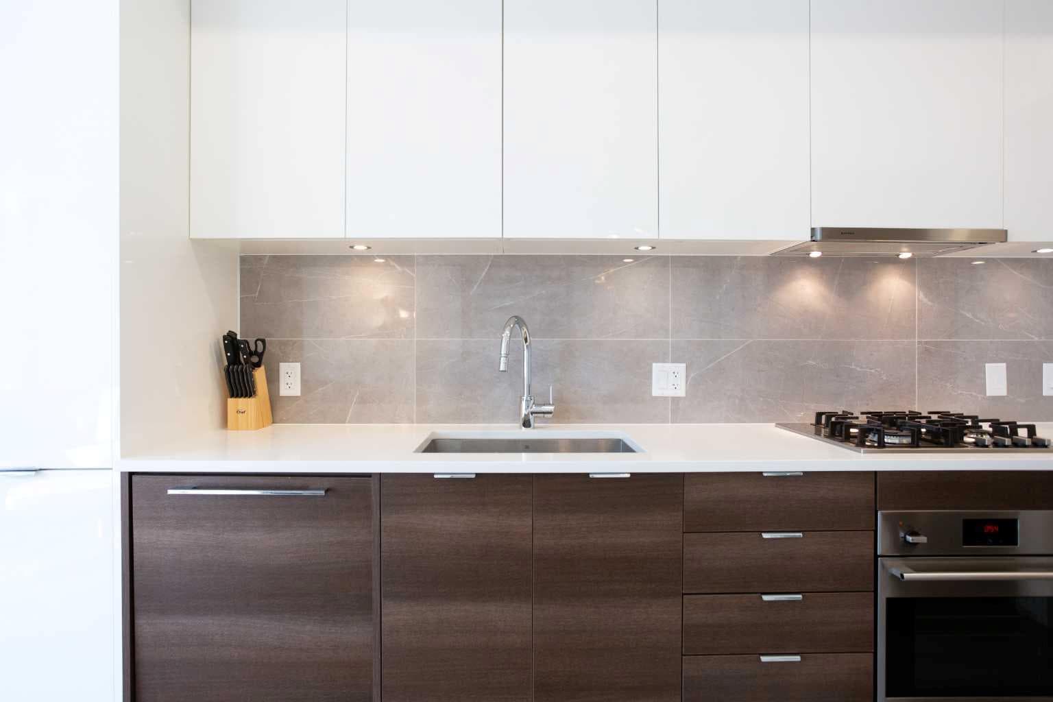 311, 138 Waterfront Court SW