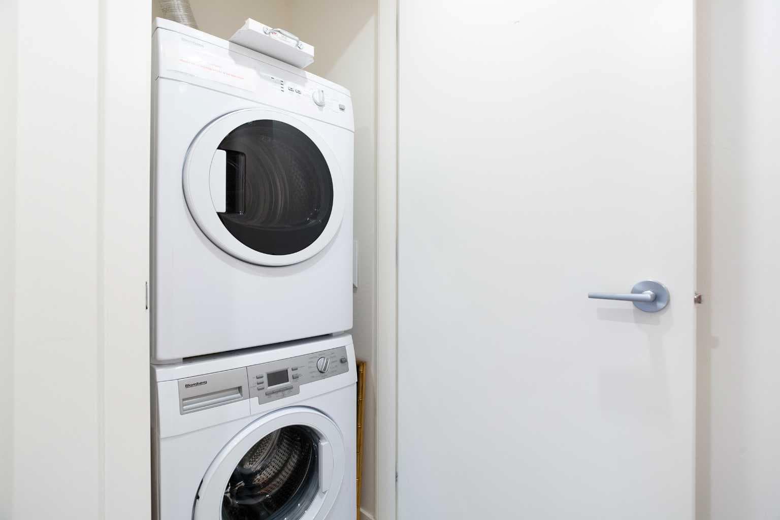311, 138 Waterfront Court SW