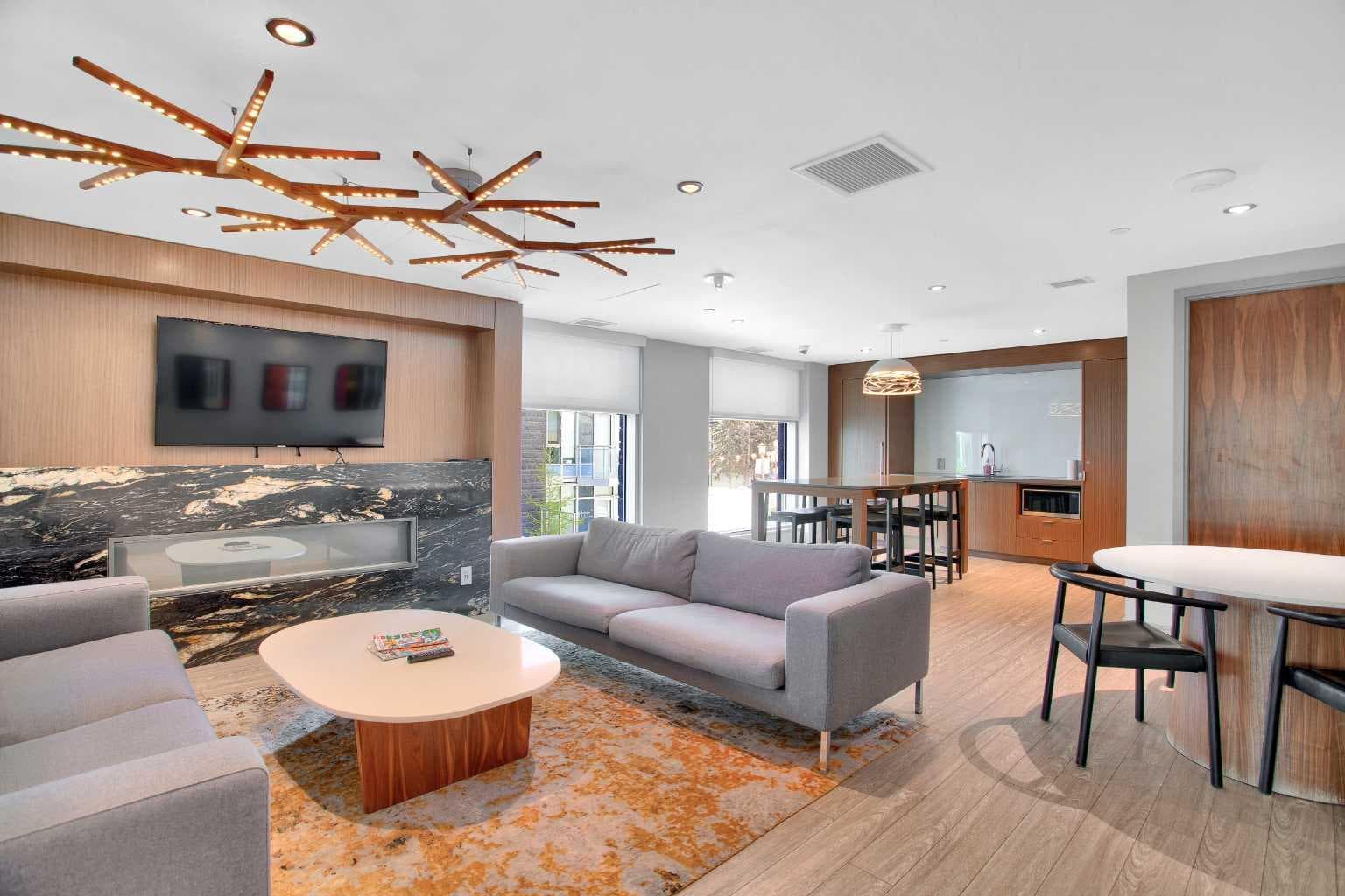 311, 138 Waterfront Court SW